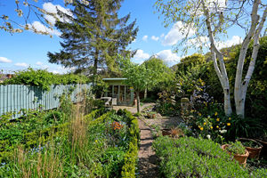 Meadow Head Woodseats